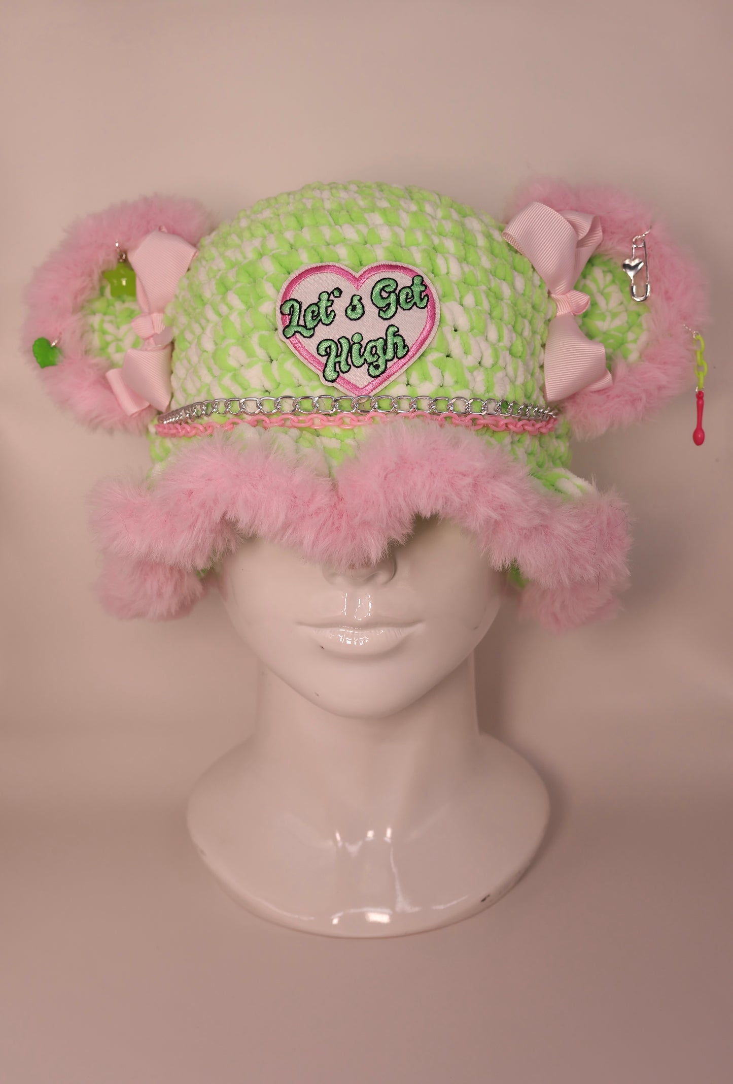 4/20 bucket hat