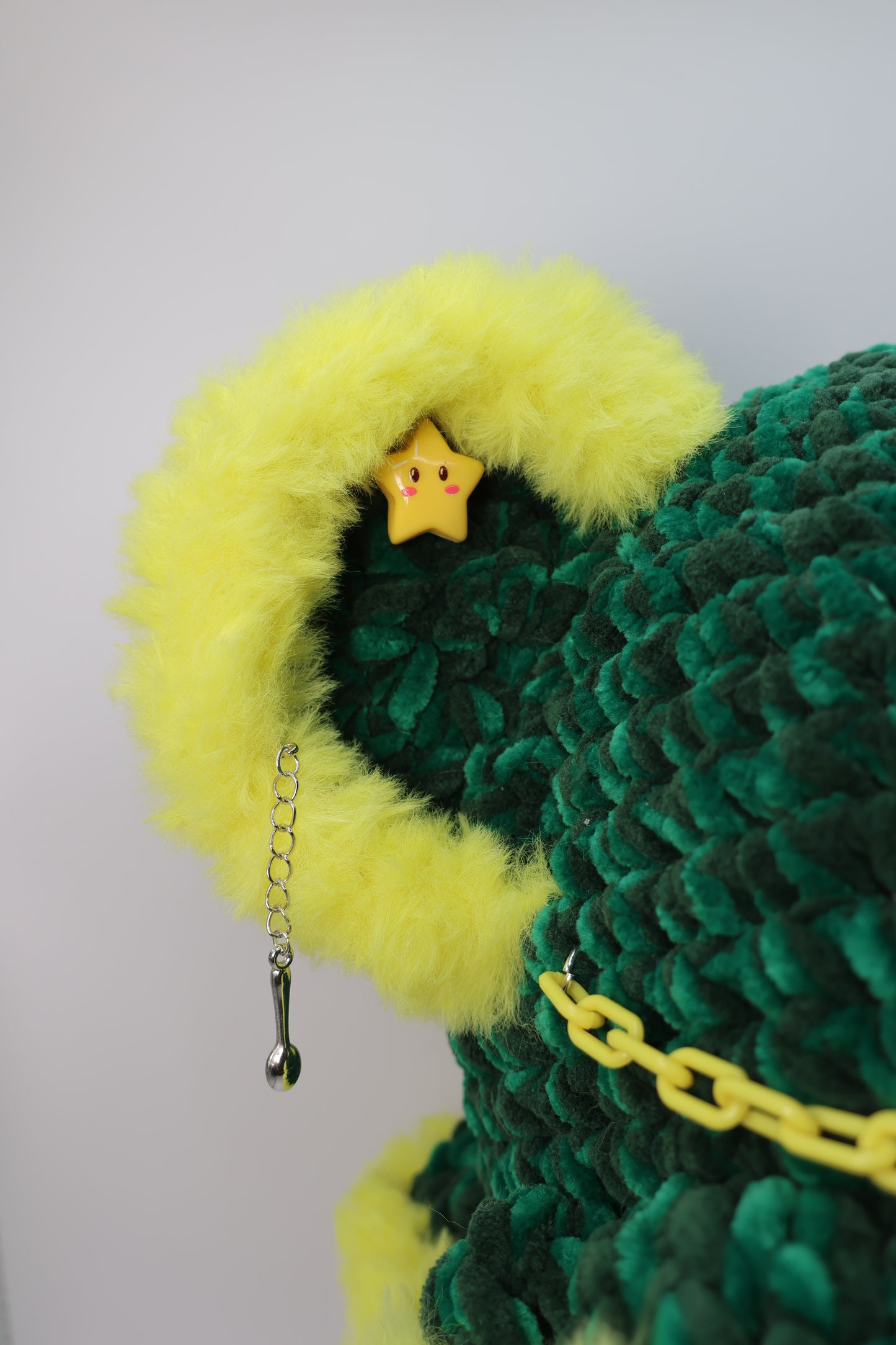 Silly goose bucket hat