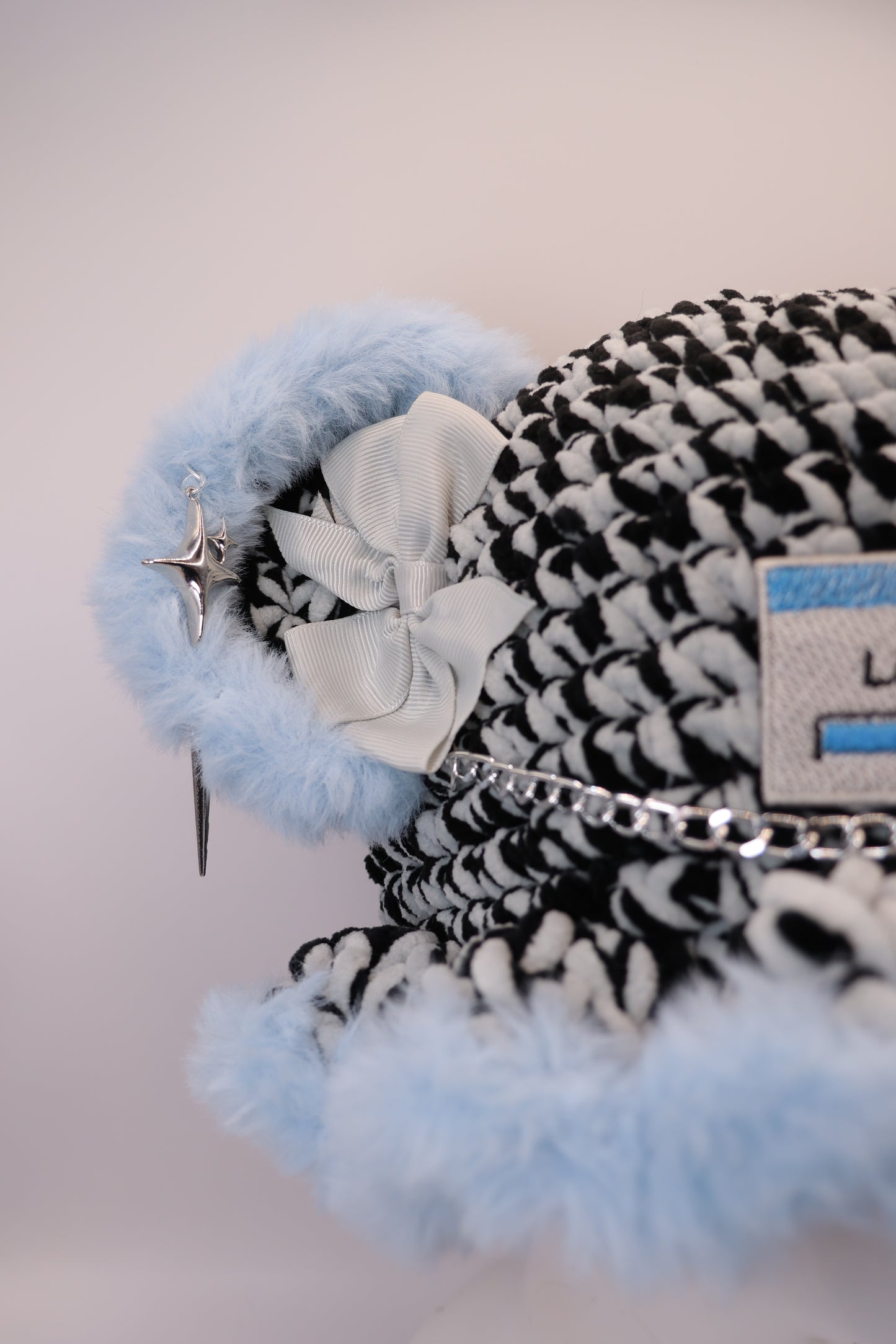 Bass face bucket hat