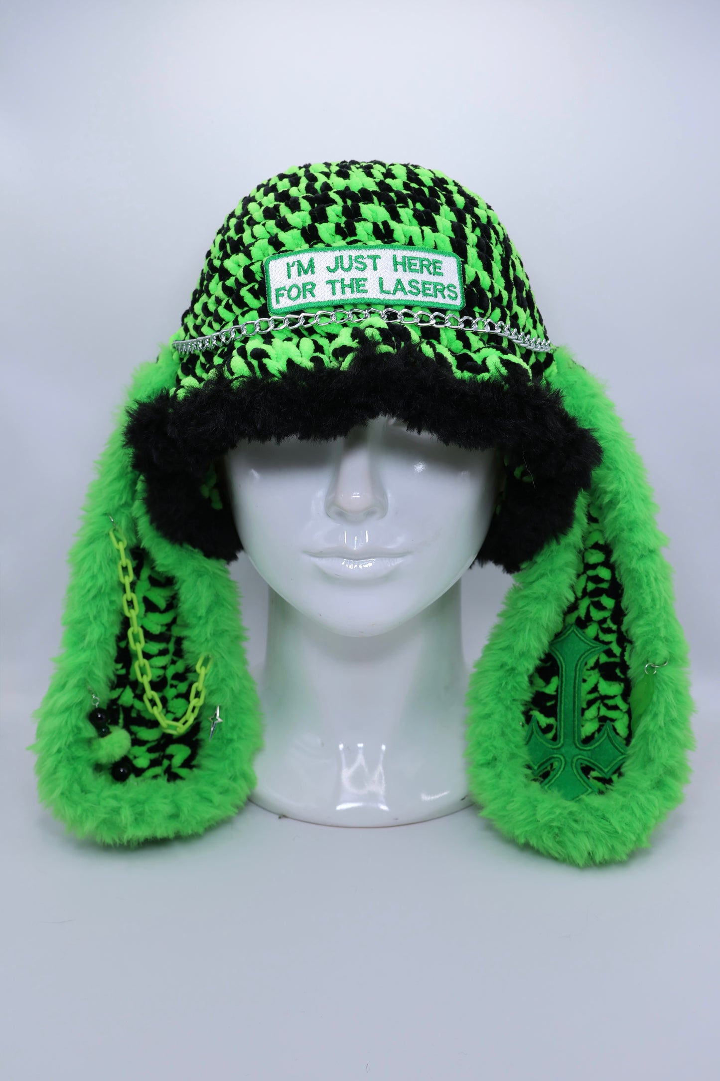 Lasers bucket hat (uv reactive)