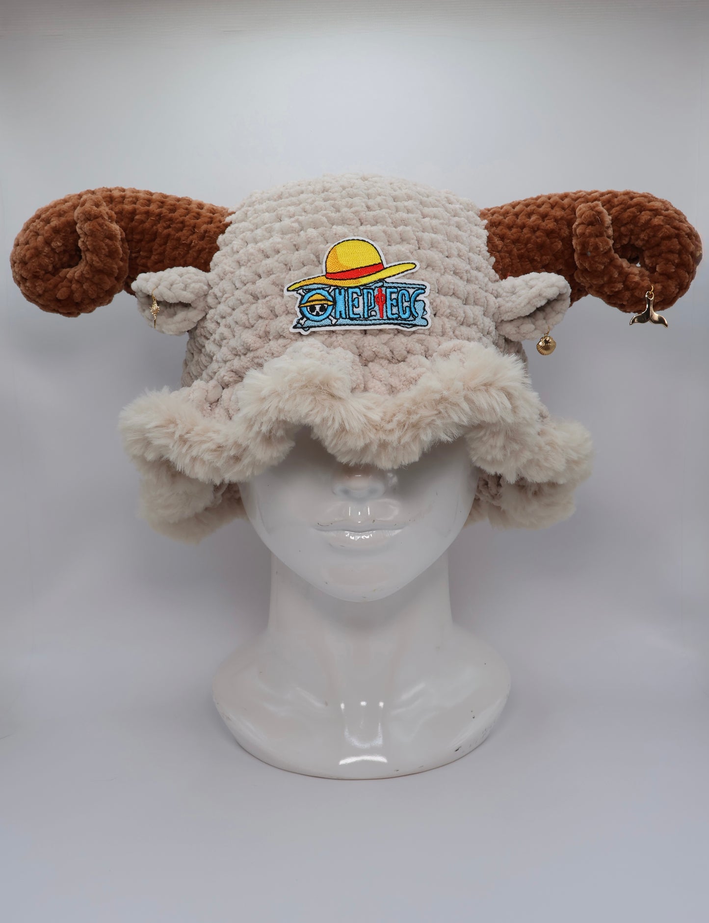 Going merry Bucket hat