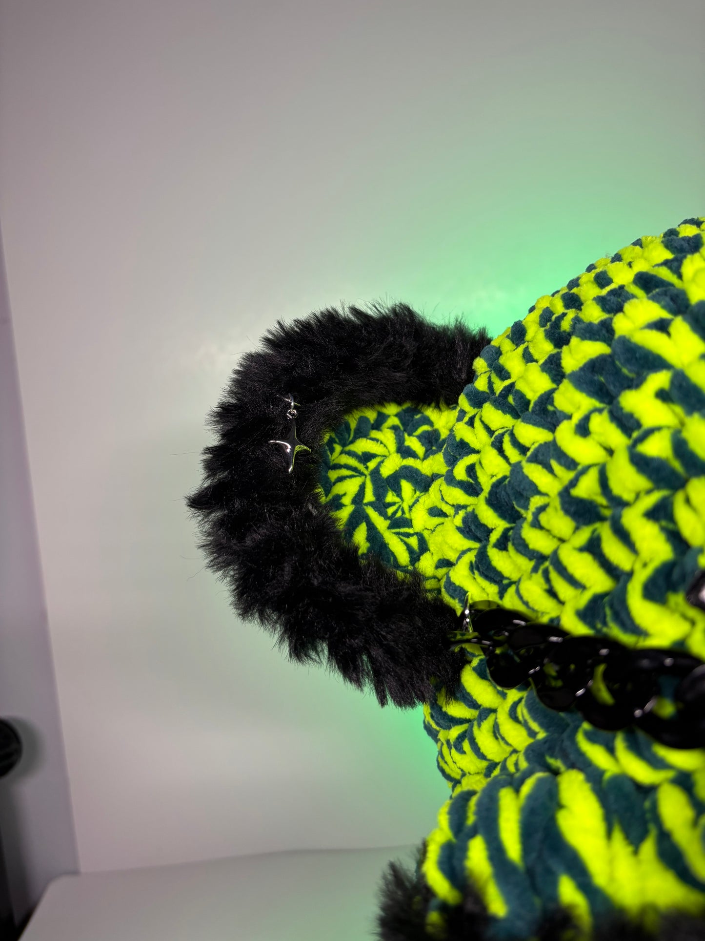 EDM bucket hat (uv reactive)