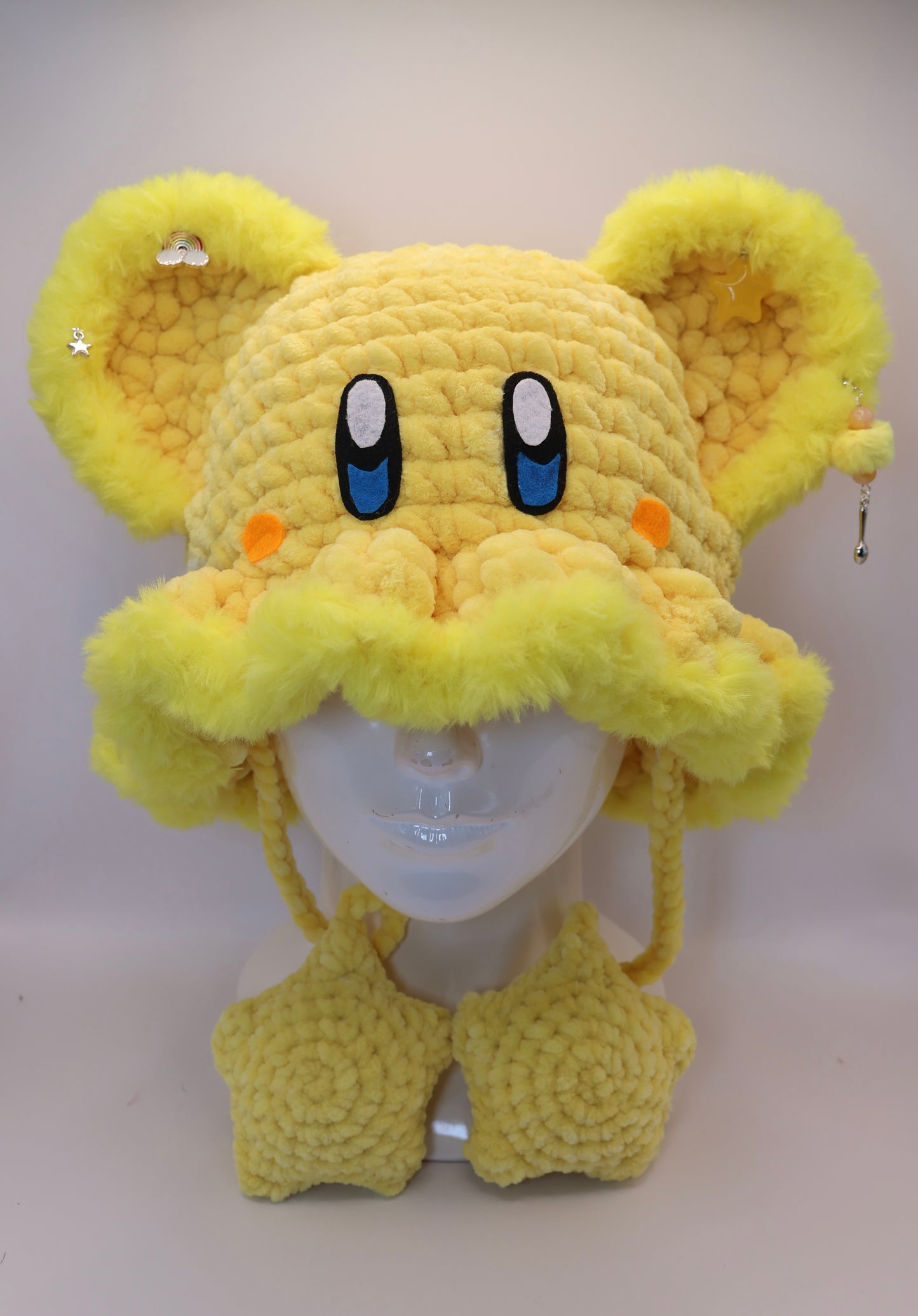 Kirby bucket hat (squeaking stars)