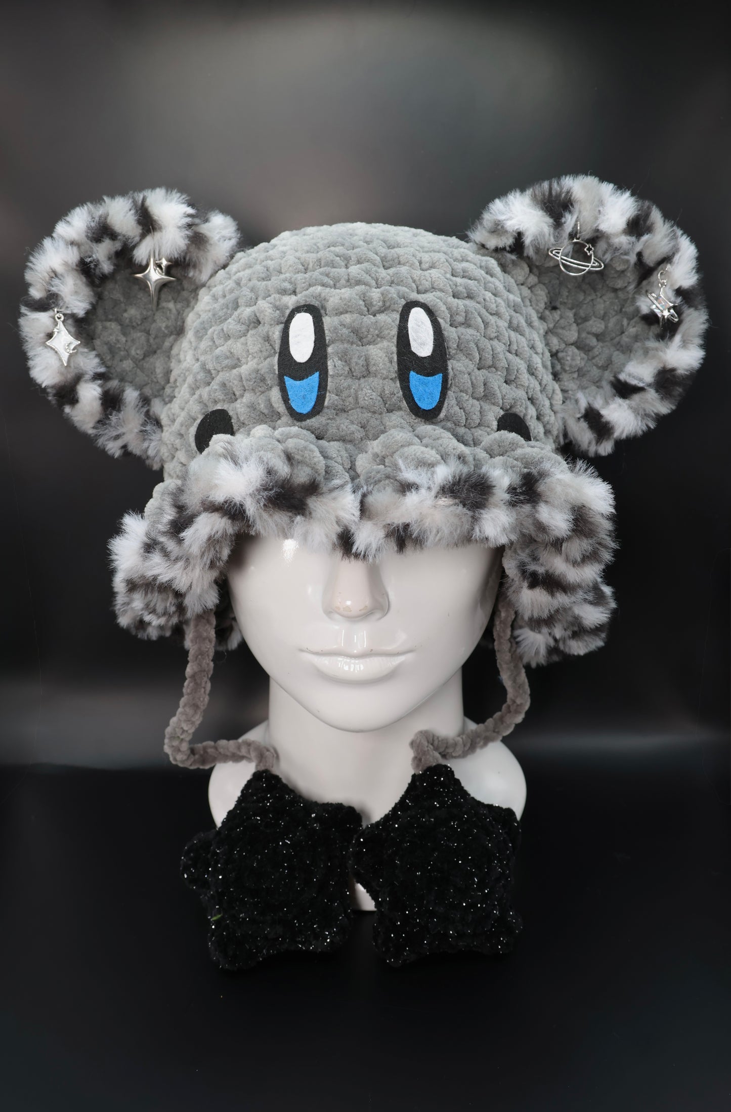 Kirby bucket hat (squeaky stars)