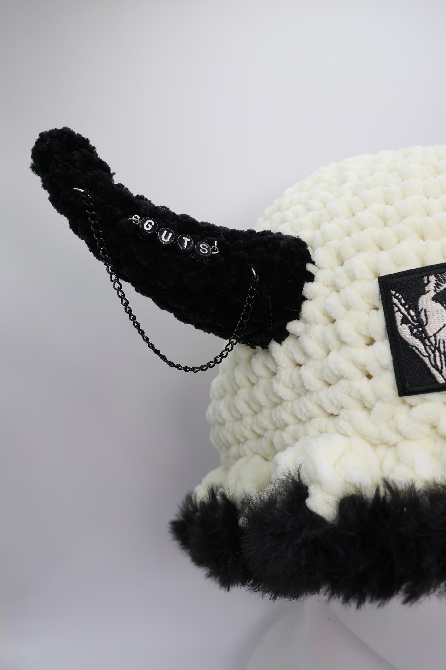 Guts bucket hat