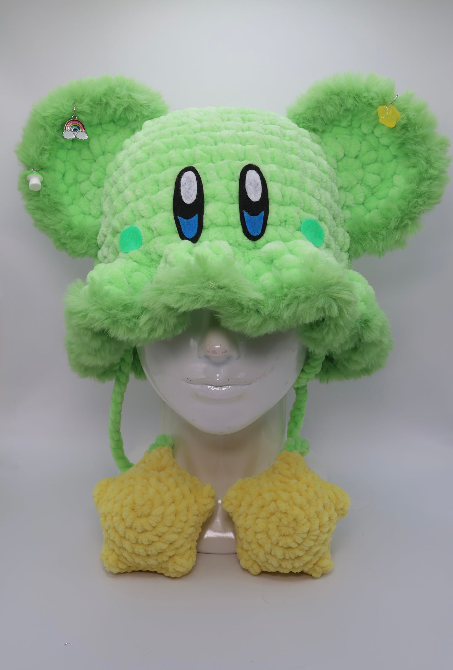Kirby bucket hat (squeak stars)