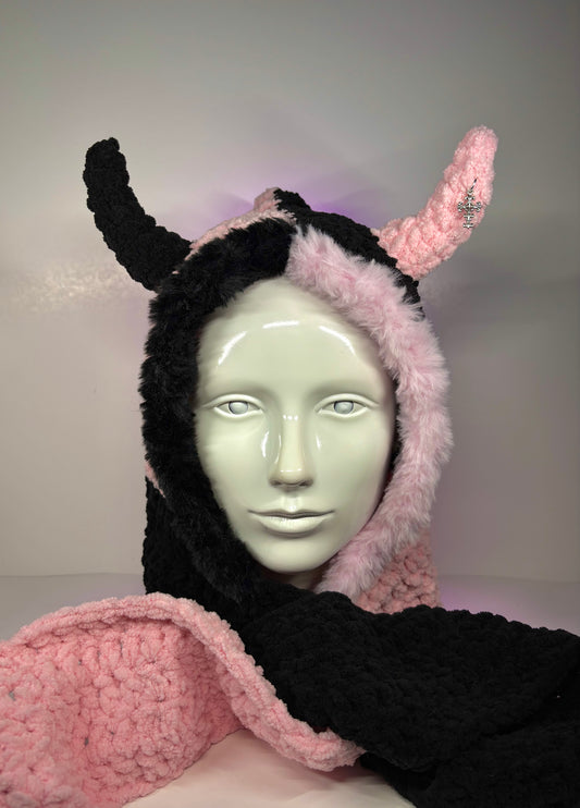 YarnLab hood with gloves