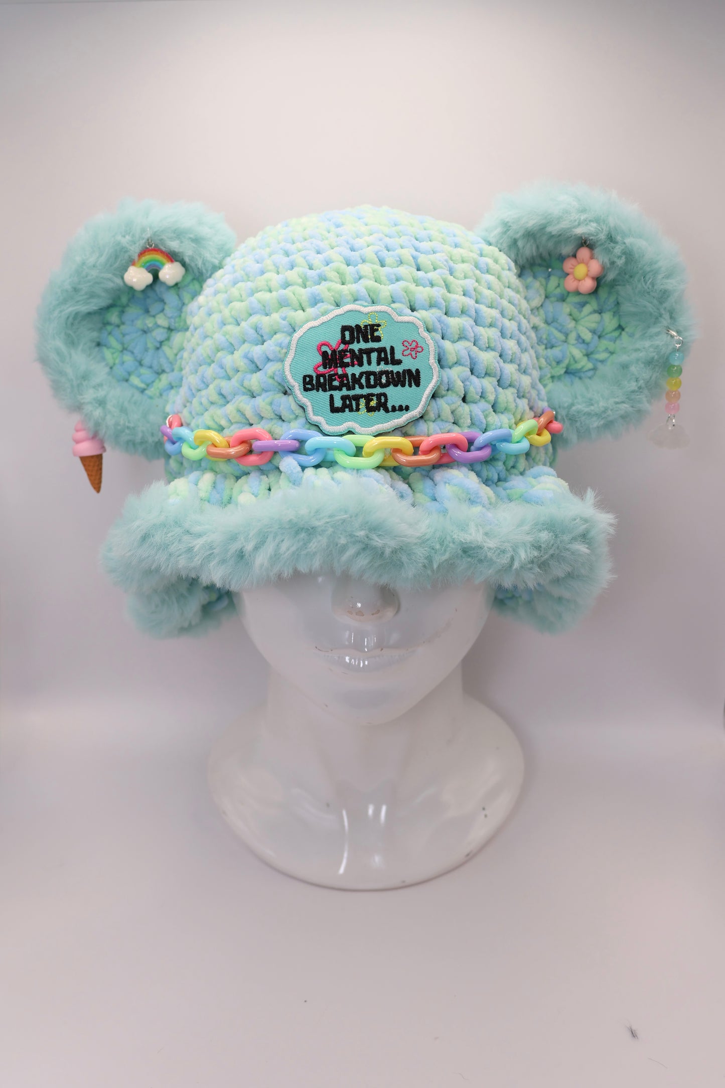 Breakdown bucket hat