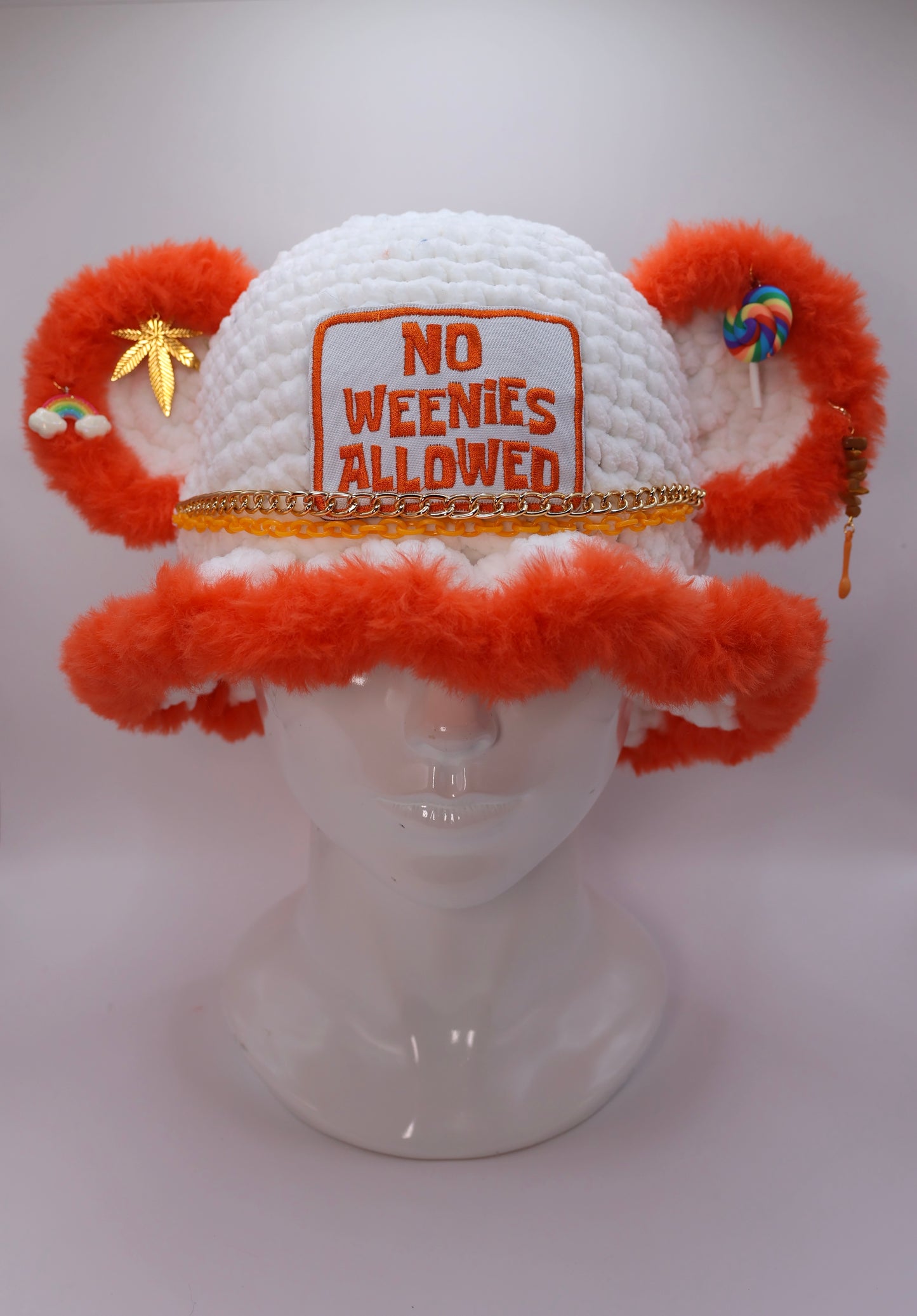 No weenies allowed bucket hat