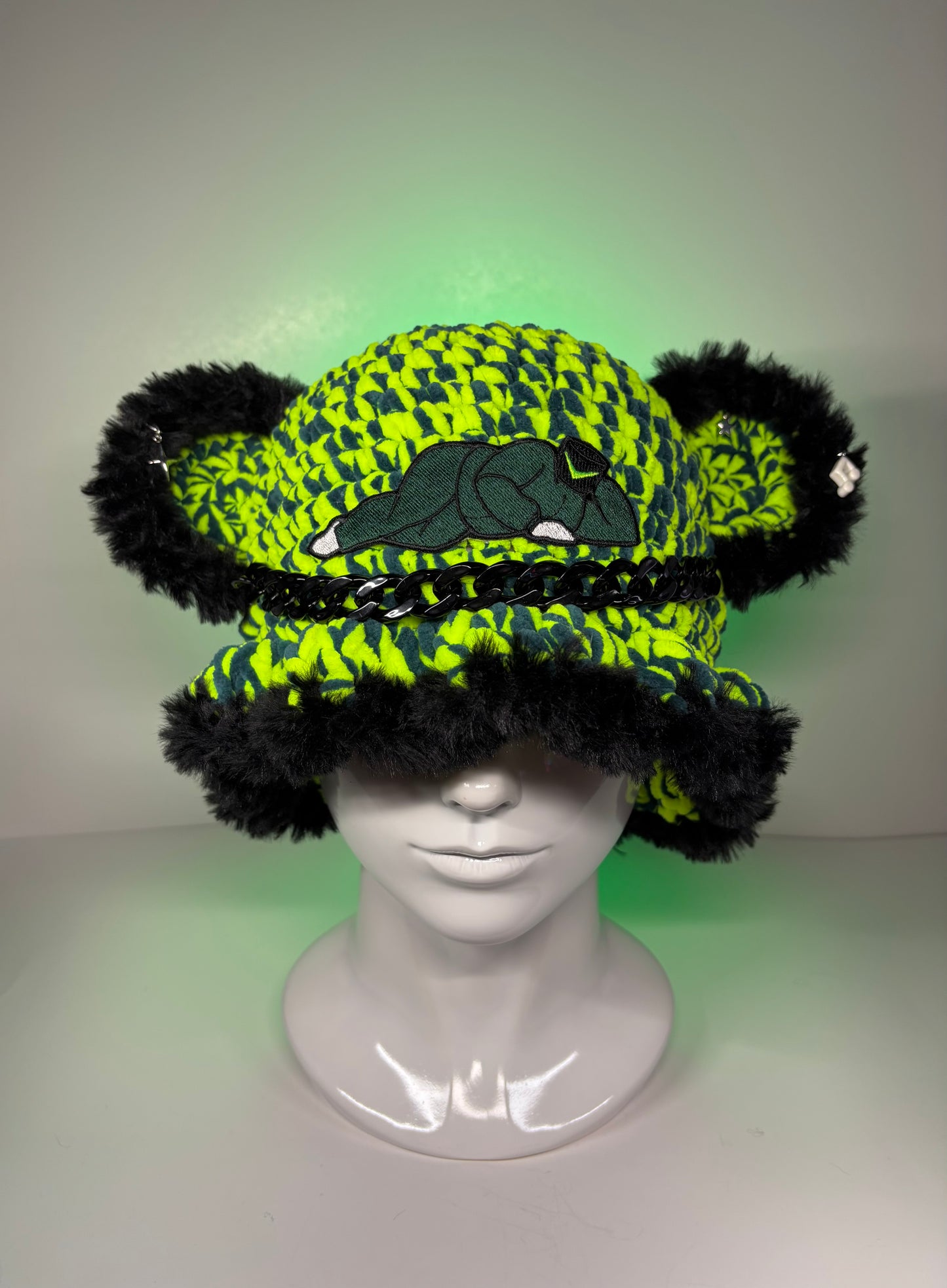 EDM bucket hat (uv reactive)