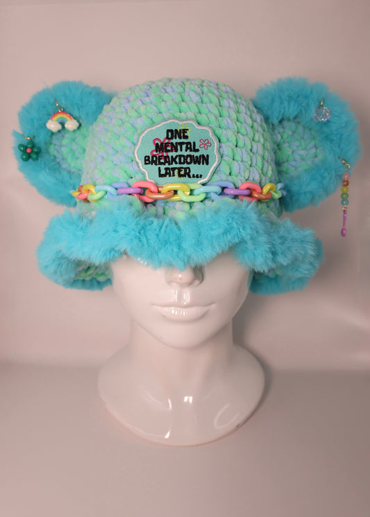 Mental breakdown bucket hat