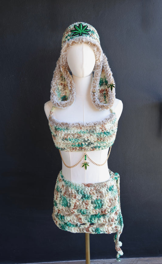 Three-piece set (size large)