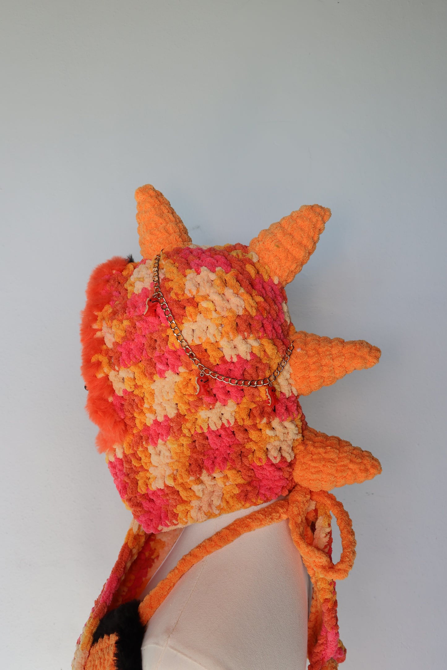 Dino scarf hood + top (size L/XL)