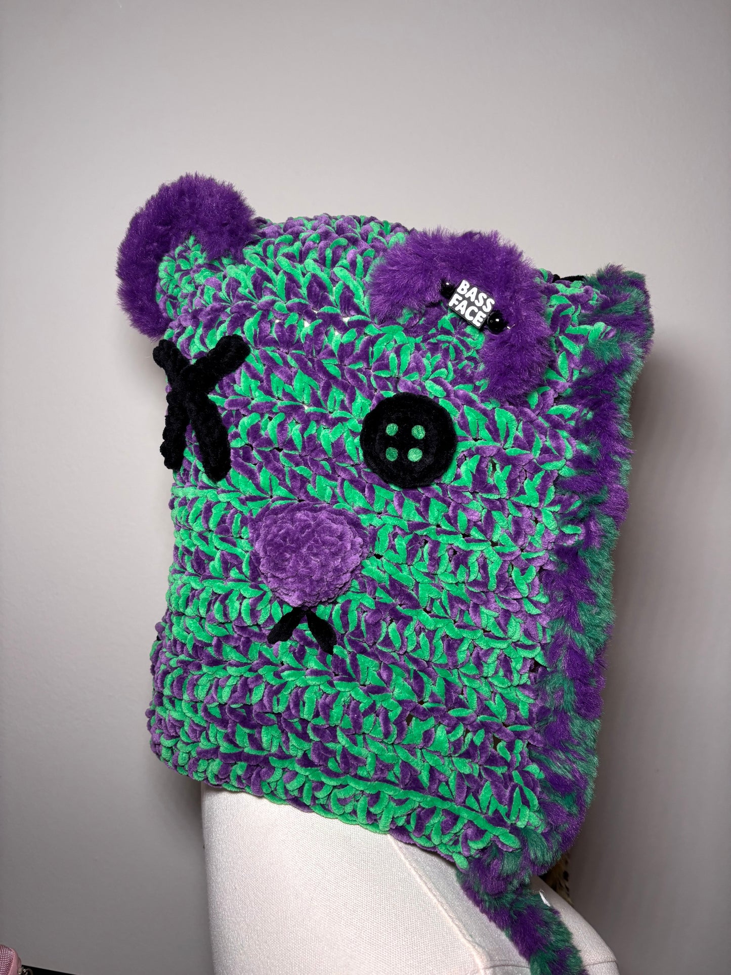leveltronics hood (eye secret pocket & squeaky bear nose)